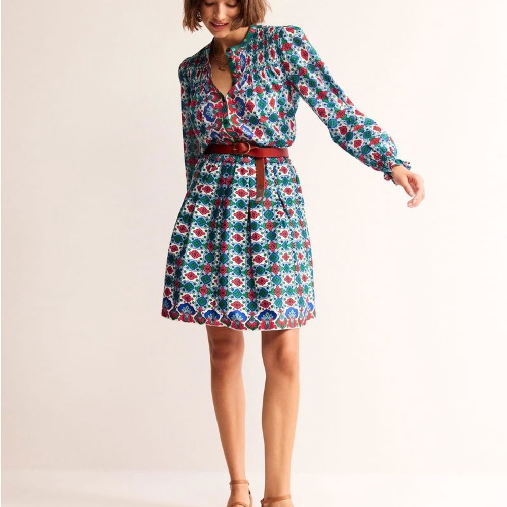 Boden Blue and Red Patterned Midi Skirt
